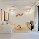 Magnificent Apartment -2Br-4P- Le Marais