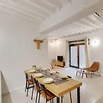 Magnificent Apartment -2Br-4P- Le Marais