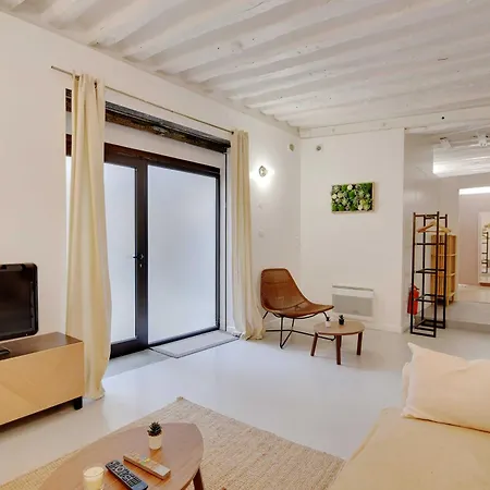 Apartment Magnificent -2br-4p- Le Marais *